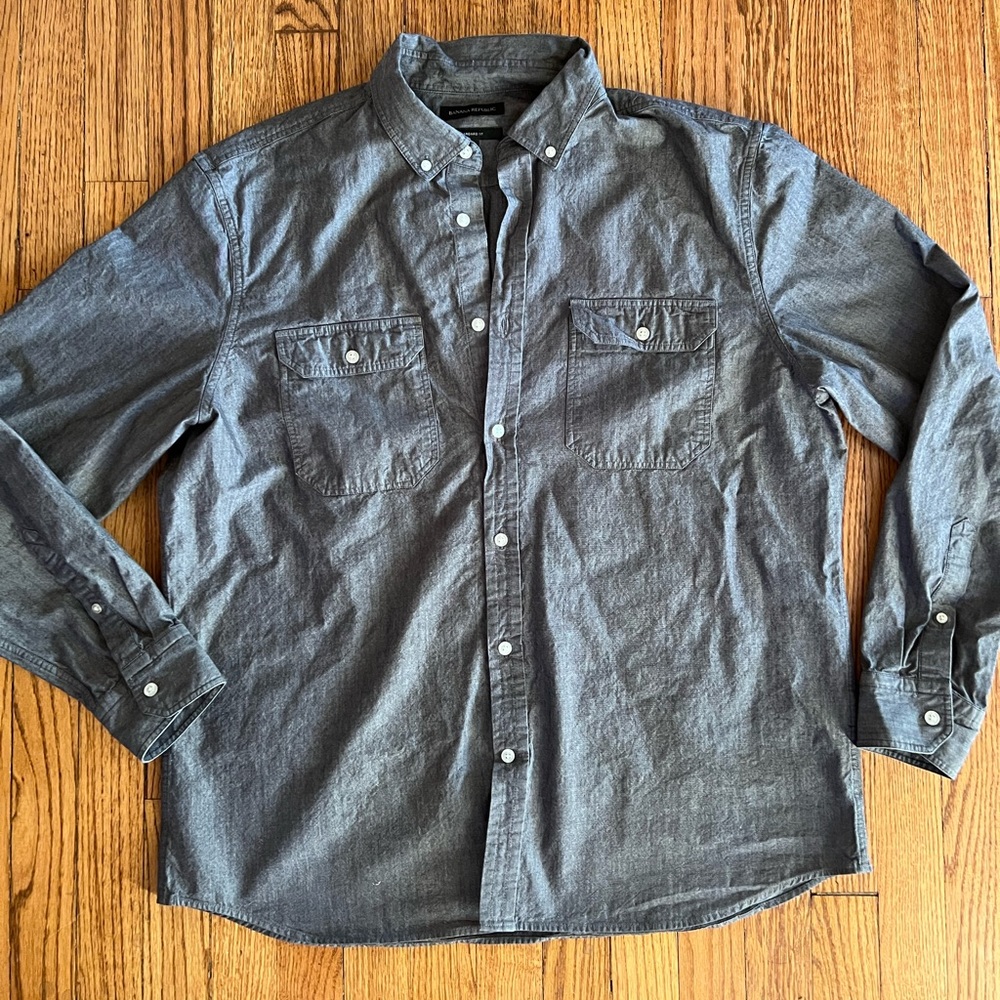 Banana Republic | Dark Gray Button Up Dress Shirt Standard Fit Made in Turkey